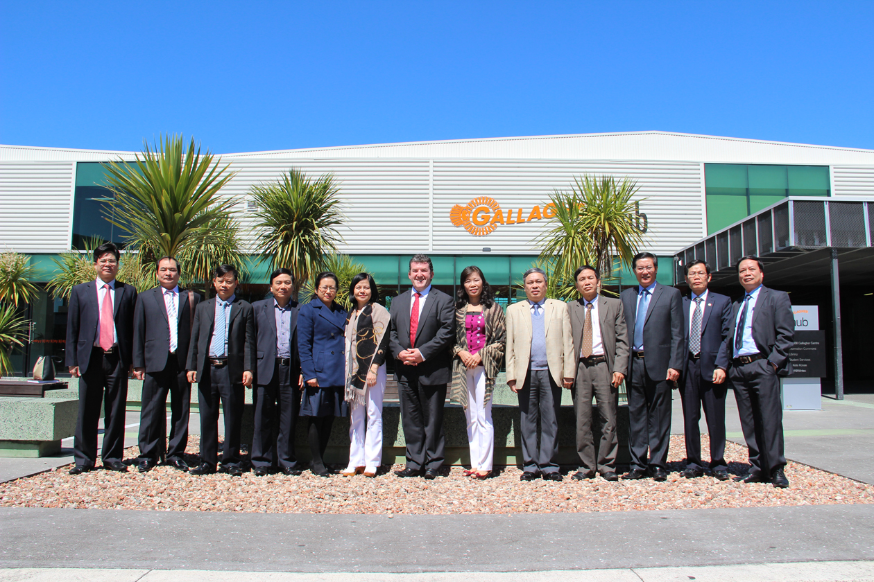 Investment promotion activities of Vinh Phuc delegation in Hamilton and Wellington of New Zealand on December 3rd-4th, 2014