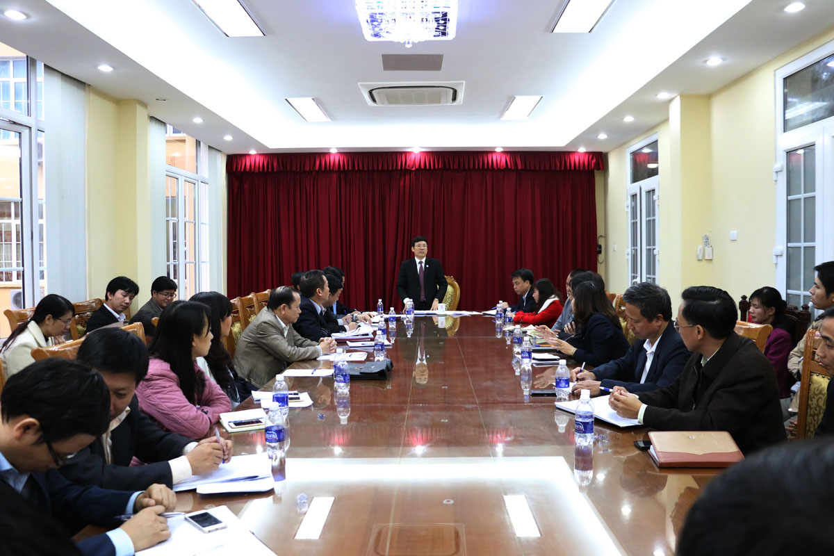 Phó Chủ tịch UBND tỉnh Lê Duy Thành đối thoại giải quyết khó khăn cho doanh nghiệp trong lĩnh vực lao động