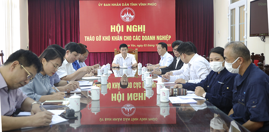 Phó Chủ tịch UBND tỉnh Vũ Chí Giang chủ trì hội nghị tháo gỡ khó khăn cho các doanh nghiệp mới cấp phép