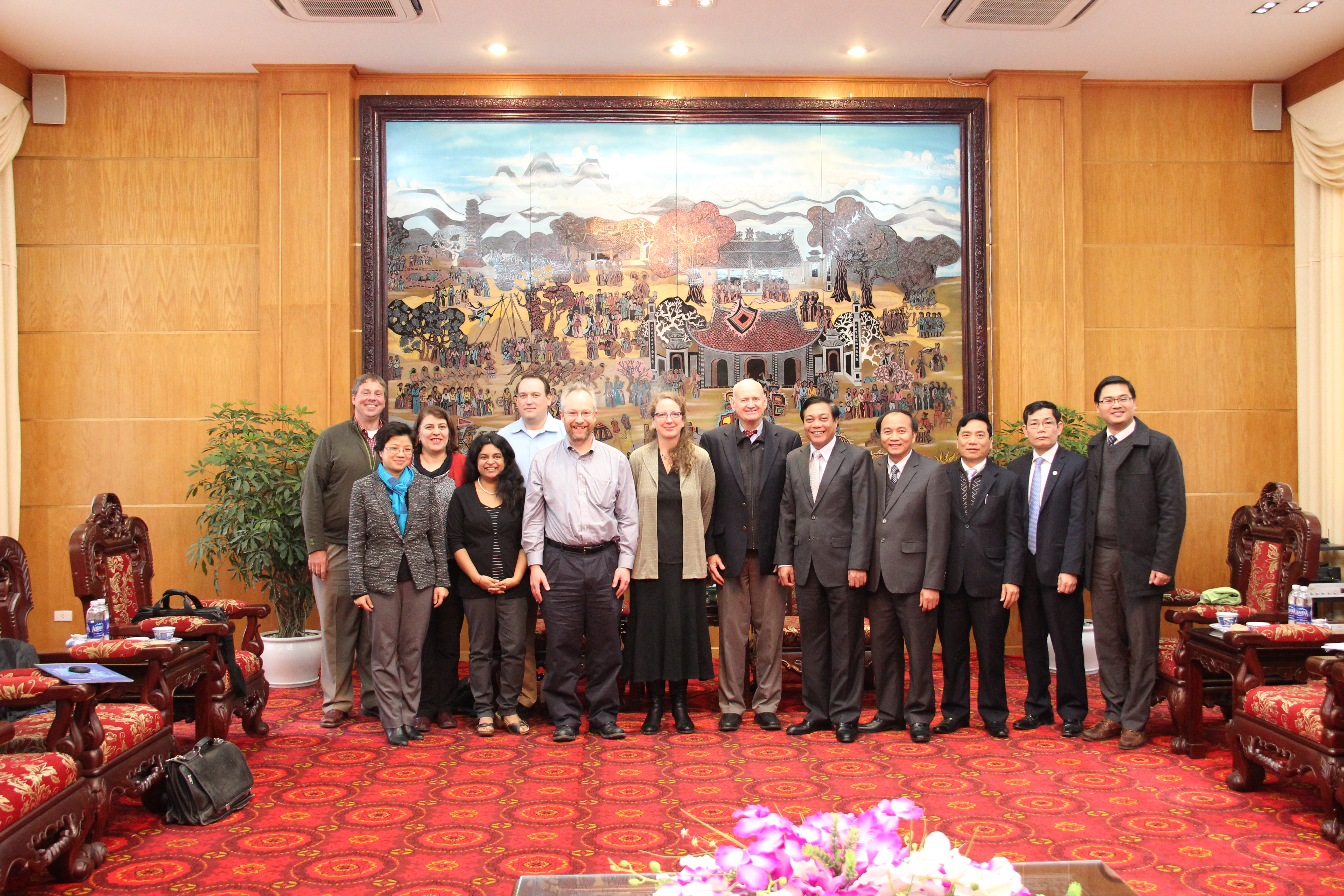 The delegation of Portland University, Oregon State of Units State has visited and worked in Vinh Phuc province